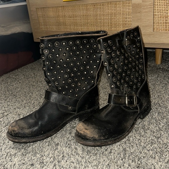 FRYE JENNA DISC Rustic distressed studded pull on mad max biker moto boots - Picture 2 of 4